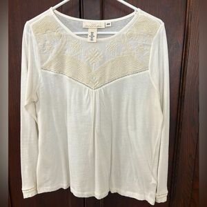 Women’s long sleeve top